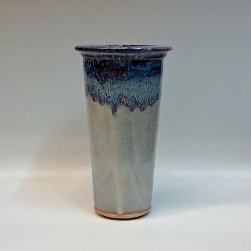 Click to view detail for #240105 Vase Blue10x5.5 $28